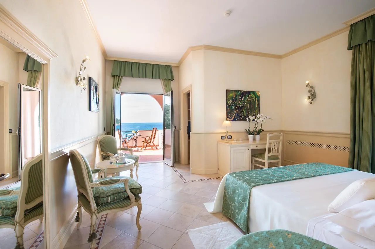Hotel Hermitage Portoferraio 5*,